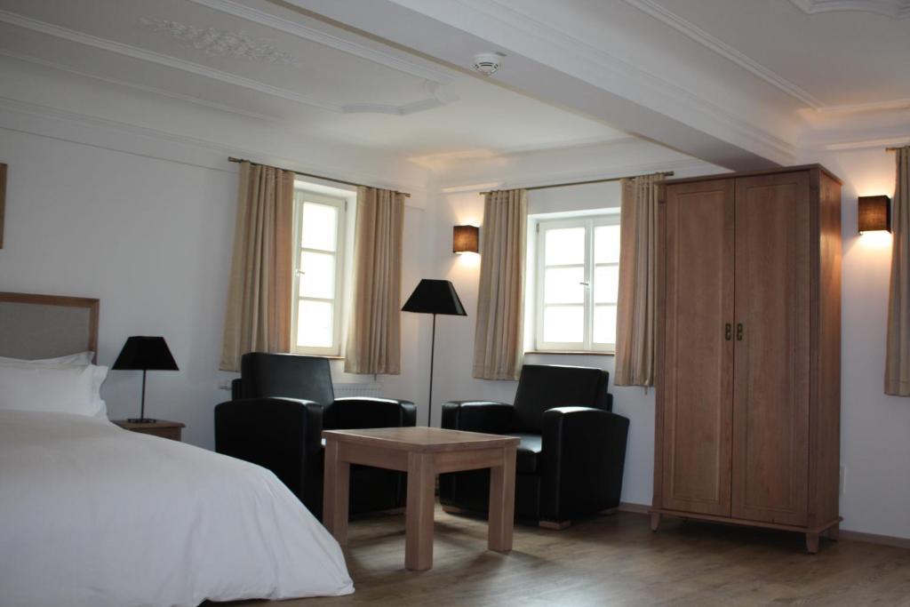 Hotel Hahnmuehle 1323 كوبورغ الغرفة الصورة